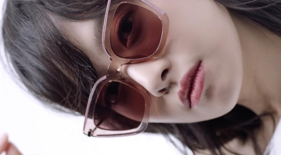 JIMMYCHOO X 宋茜 封面